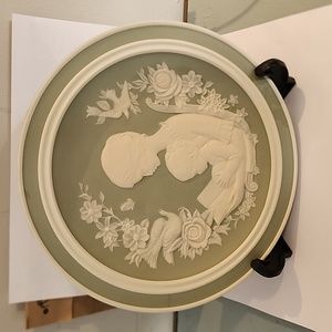 The 1977 Mother's Day Plate